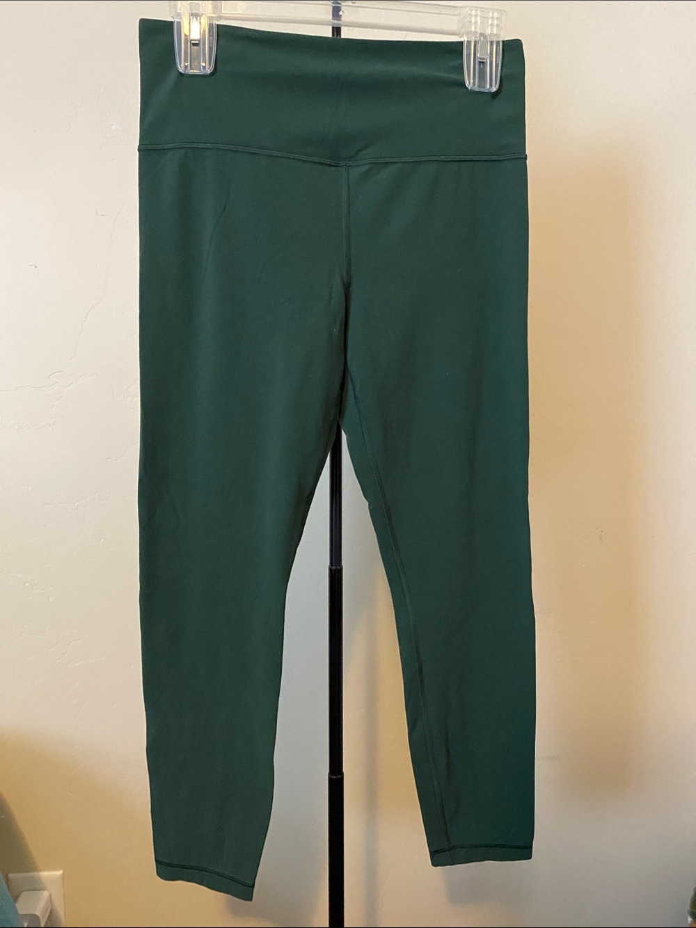 NWOT ATHLETA WOMEN’S ULTRA HIGH RISE ELEVATION 7/8 TIGHT LEGGING SIZE MEDIUM